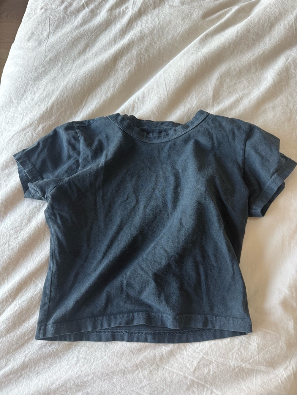 Brandy Melville black cropped tee